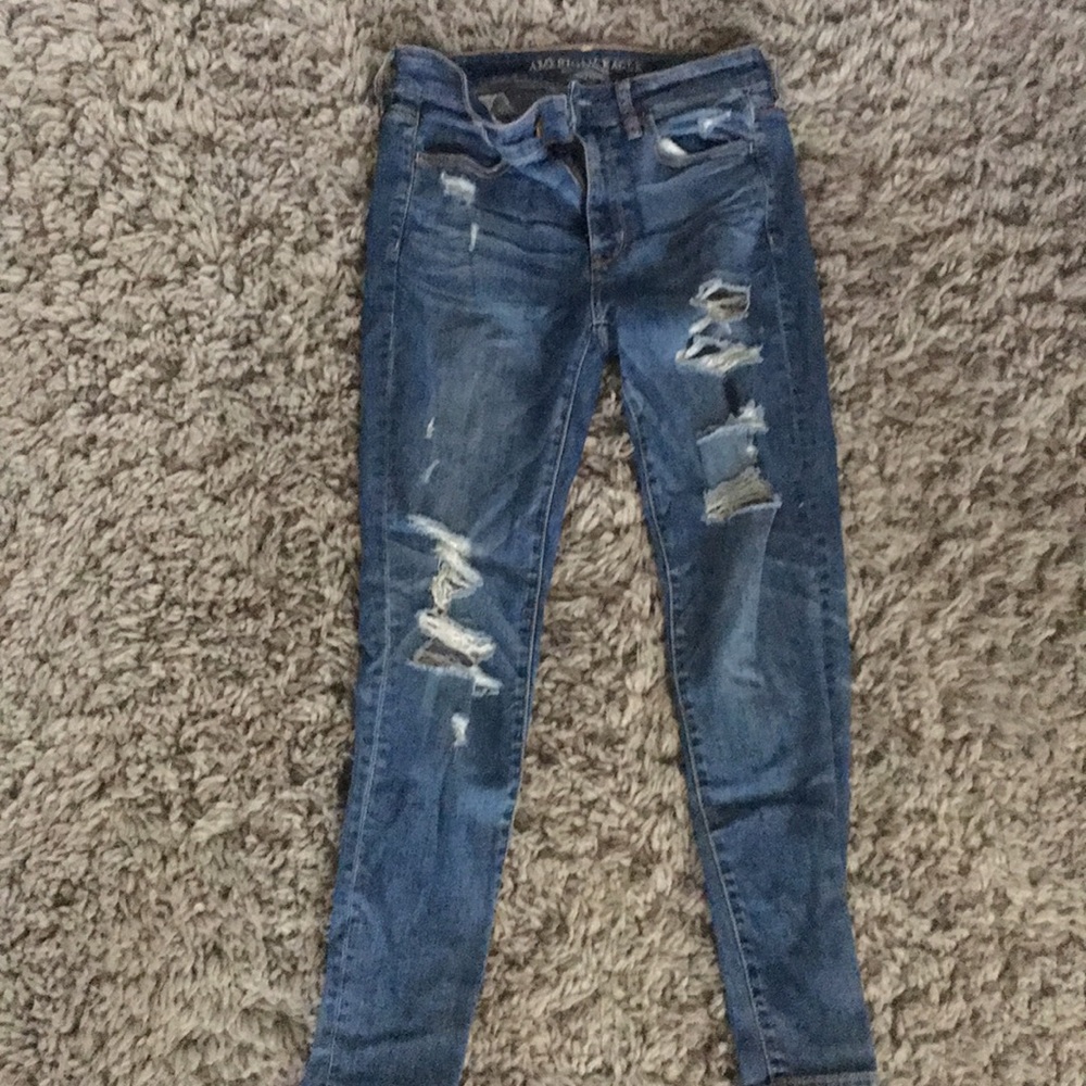 Ripped blue skinny jeans, very stretchy
